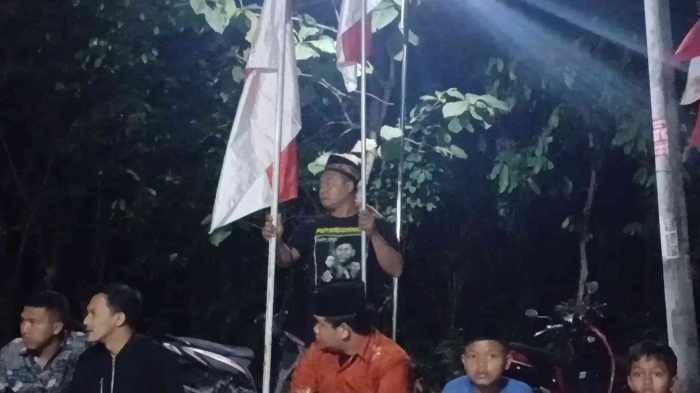 Tasyakuran RT 11 Malam 17 Agustus: Singkat Padat Hemat Khidmat(dokumentasi pribadi |Isti Yogiswandani)