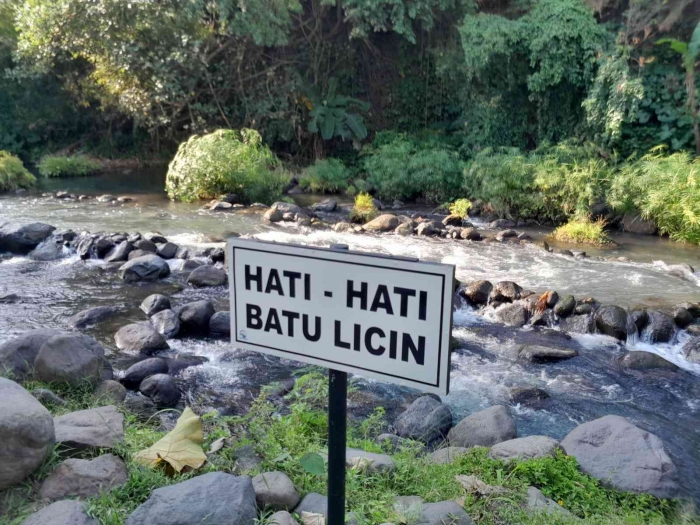 Papan peringatan untuk pengunjung (dokpri)