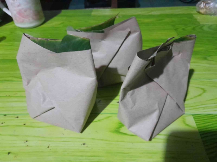 Satu bungkus bubur nasi Rp 2.500 (dokpri)