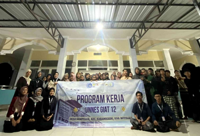 Pelaksanaan pelatihan konten kreatif tema kebangsaan ( Sumber: ig giat12.desasempulur)