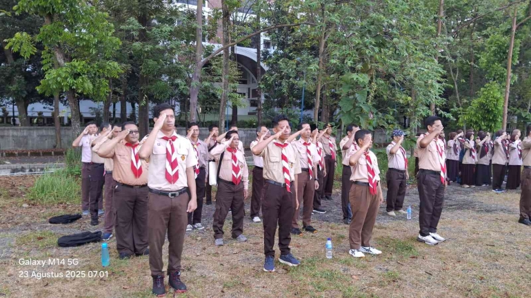 Guru-guru peserta Kegiatan Apel Kesiapsiagaan Pramuka MTs Mahad Al-Zaytun (dokumen MTs Mahad Al-Zaytun)