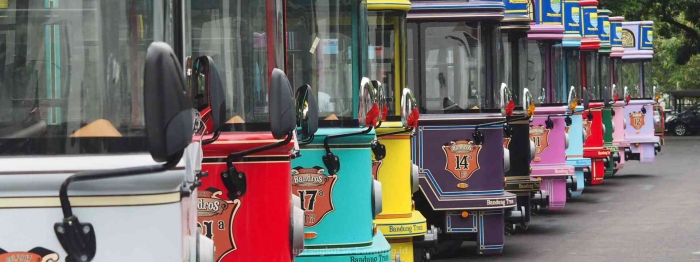 Bandros - Bandung Tour on Bus membawa para wisatawan keliling Kota Bandung (Sumber Foto uptangkutan-bandung.id).