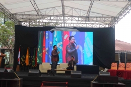 Coach Naqoy dan moderator PBAK UIN Siber Syekh Nurjati Cirebon (Foto dari naqoy.id)