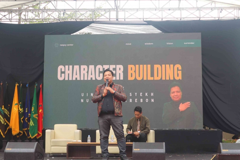 Coach Naqoy di PBAK UIN SIBER CIREBON (Foto diambil dari naqoy.id)