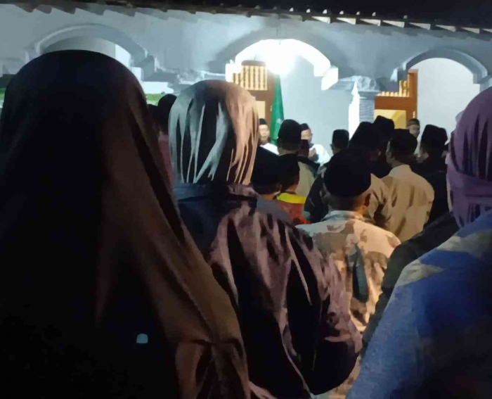 Misteri Mahalul Qiyam: Upaya Menghadirkan Rasulullah dalam diri (Dokumentasi pribadi: Isti Yogiswandani)