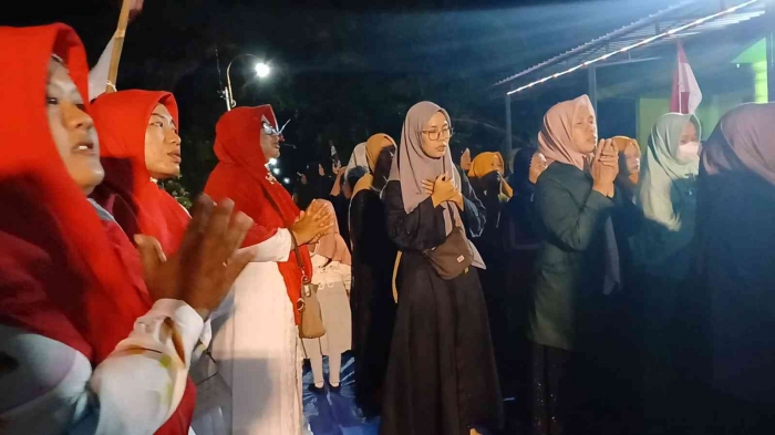 Misteri Mahalul Qiyam: Upaya Menghadirkan Rasulullah dalam diri (Dokumentasi pribadi: Isti Yogiswandani)