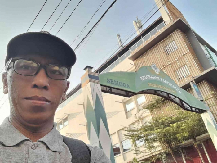 Gapura Kelurahan Pariwisata Sosromenduran (dokpri)