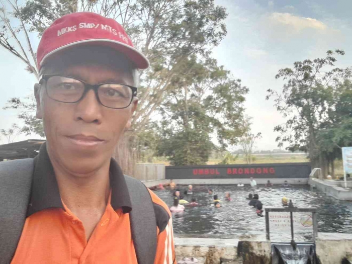 Berswafoto usai berendam di kolam Umbul Brondong (dokpri)