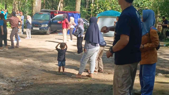 Peserta semakin banyak, dari anak-anak sampai lansia(Dokumentasi pribadi: Isti Yogiswandani)