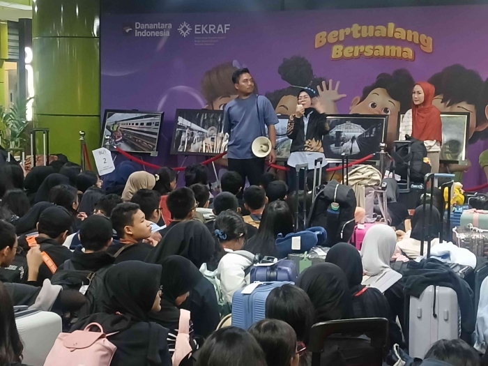 Persiapan berangkat dari stasiun Gambir/dokpri