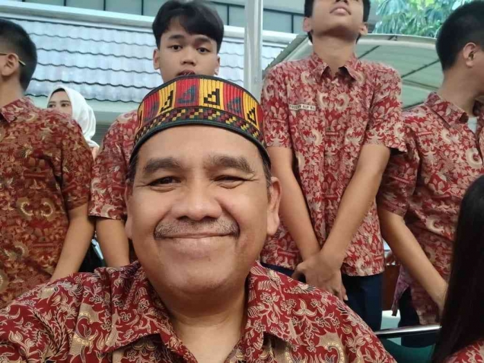 Omjay dan siswanya/dokpri