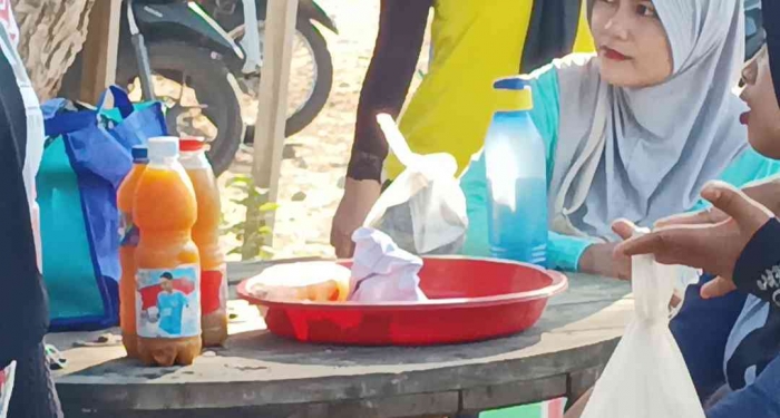 Lapak Sego tiwul yang terinisiasi saat pandemi (Dokumentasi pribadi: Isti Yogiswandani)