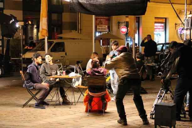 Foto Pembuatan Film Bollywood (Sumber Gambar: iStock/ARK NEYMAN)