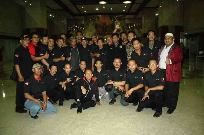 Omjay dan para pejuang TIK di gedung DPR bersama mendikbud M Nuh/dokpri