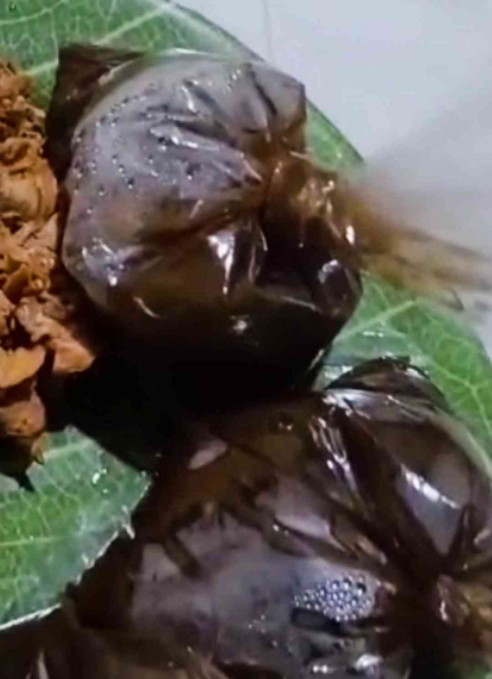 Sambal petis pedas (Dokumentasi pribadi: Isti Yogiswandani)