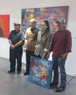 Ketua Seniman Muda Indonesia Tato Kastareja, Ibu Esti Nurjadin, Bpk Nurul Syahri & Tubagus Andre Sukmana di pembukaan