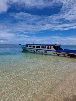 Crystal clear water di pulau Hatta (Dokumentasi Pribadi)