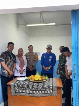 Ketuga YCGI beserta jajaran tamu undangan dalam pembukaan SPPG Nyengseret (Sumber: dok. istimewa)