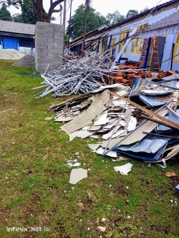 Limbah konstruksi bukan hanya sekadar tumpukan puing. (Sumber foto: Jandris_Sky)