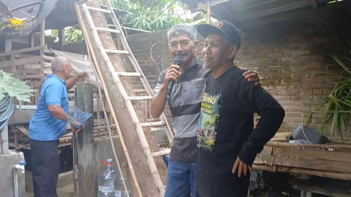 Panen alpukat boleh, karaokean, tetap(Dokumentasi pribadi: Isti Yogiswandani)