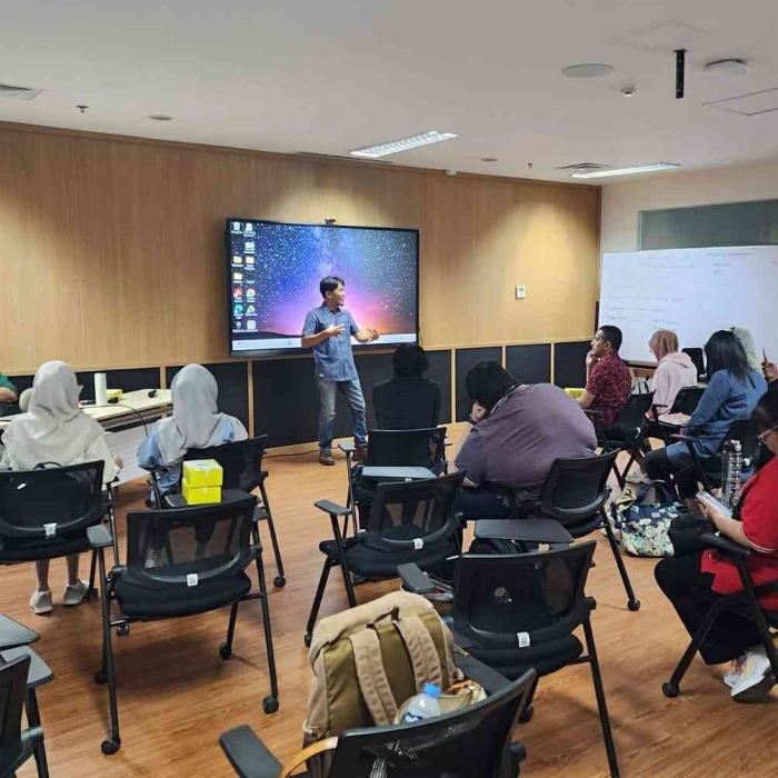 Asep Herna Narsum/Budiman Hakin