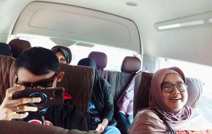 Healing nya Mamah-mamah RT 11 ke Bojonegoro Ditemani Niken Salindri(Dokumentasi mamah-mamah RT 11)