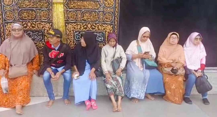 Formasi tak lengkap sedang menunggu mamah-mamah yg ang lai(Dokumentasi pribadi: Isti Yogiswandani)