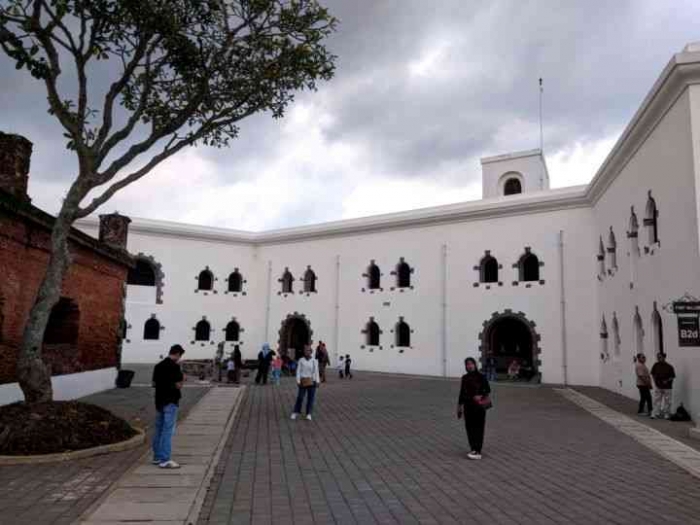 Benteng Pendem (Fort Willem 1) Ambarawa (dokpri)