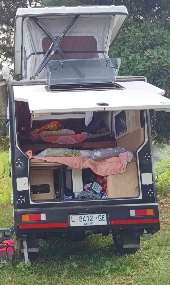 SUV Camper Van milik Om Rizal (Dokumentasi pribadi: Isti Yogiswandani)
