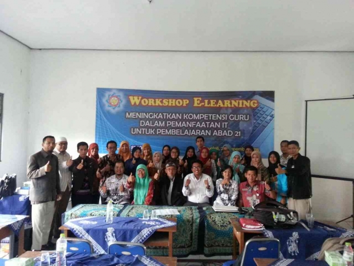 workshop elearning di SMK Dwija Boyolali/dokpri