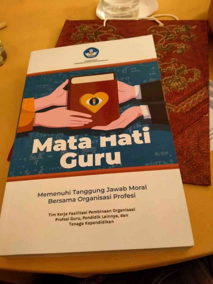 Buku mata hati/dokpri