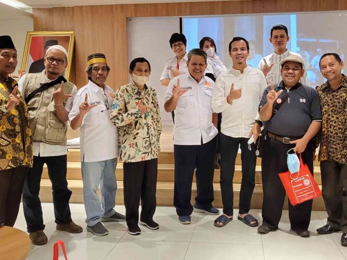 Omjay dan kawan-kawan blogger Kompasiana/dokpri