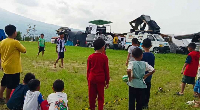 Seru nya kompetisi sepak bola Mini dalam acara camping Vantastic 2 CVI Jateng (Dokumentasi pribadi: Isti Yogiswandani)