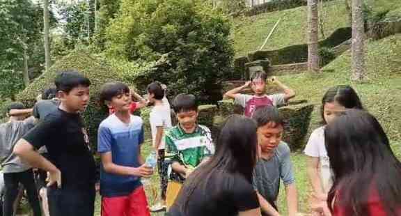Suasana permainan anak-anak. Sumber Dokumentasi Pribadi.