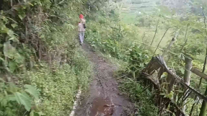 Perjalanan Tak Sengaja Menuju Air Terjun Widodaren(Dokumentasi pribadi: Isti Yogiswandani)