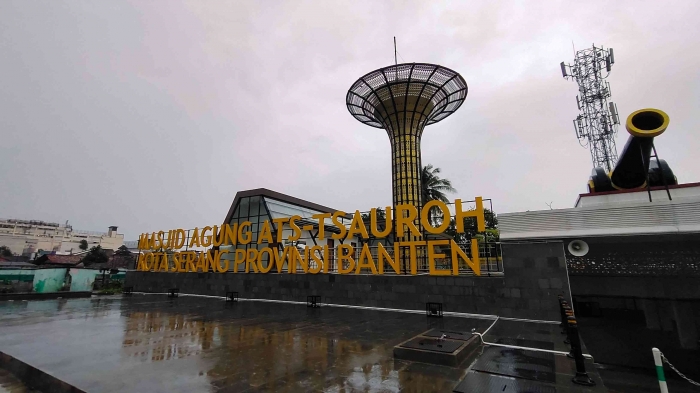 Masjid Agung Ats-Tsauroh Kota Serang (Sumber Foto Sanrifa Akmalia).
