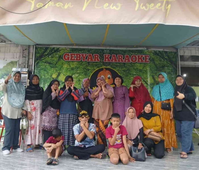 Foto bersama sebelum pulang (Dokumentasi pribadi RT11)