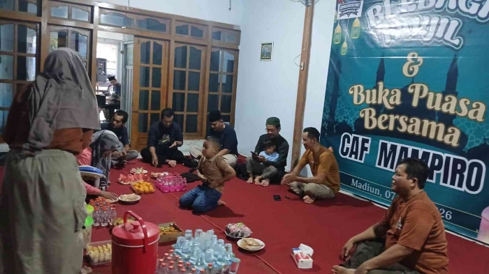 Acara berbagi takjil dan buka bersama CAF Mampiro (Dokumentasi pribadi: Isti Yogiswandani)