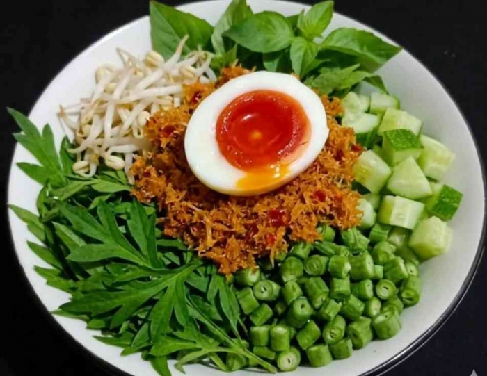 Gudangan (Dokumentasi pribadi: Isti Yogiswandani)