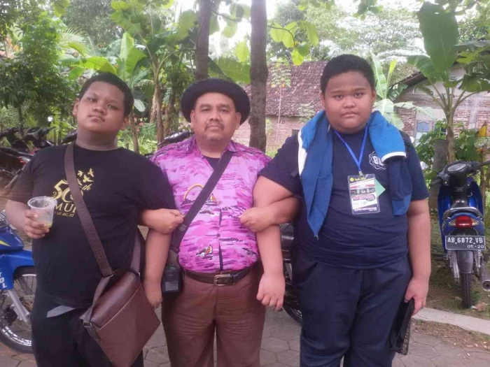 Omjay dan kedua muridnya/dokpri