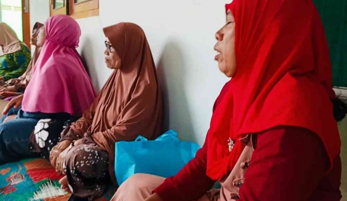 Sambutan Bu RT 11(Dokumentasi pribadi: Isti Yogiswandani)