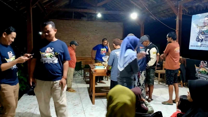 Mengawali Kebiasaan Makan Bersama CAF Mampiro yang Seru dan Berlimpah Manfaat Saat Camping(Dokumentasi pribadi: Isti Yogiswandani)