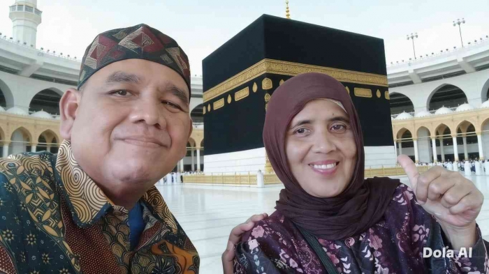 Omjay dan istri pakai aplikasi dola/dokpri
