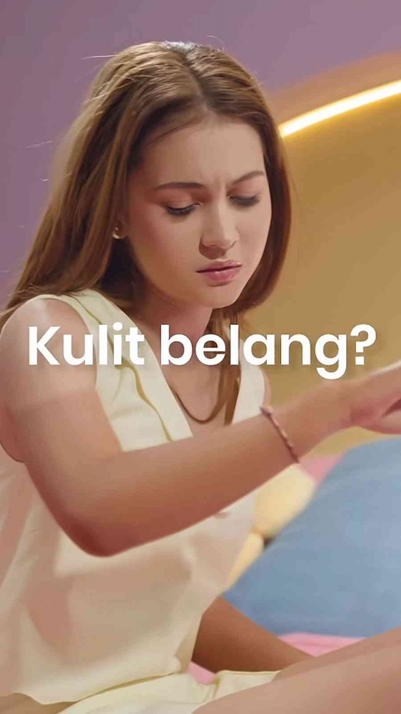 Gambar 1. Iklan produk skincare lokal (Scarlett) dengan pendekatan emosional (Sumber foto: TikTok @scarlett_whitening)
