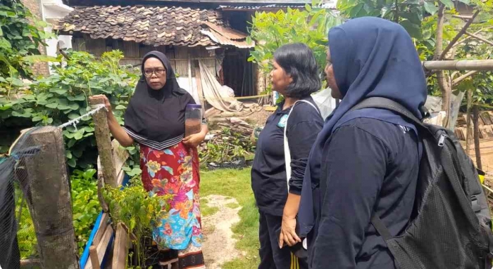 Petani, sahabat diskusi yang menyenangkan dan saling belajar (dok foto: Gregorius Nafanu)