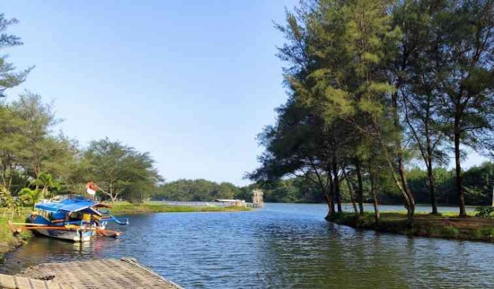 Laguna Glagah Barat, Kulon Progo - Yogyakarta (dokumen pribadi)