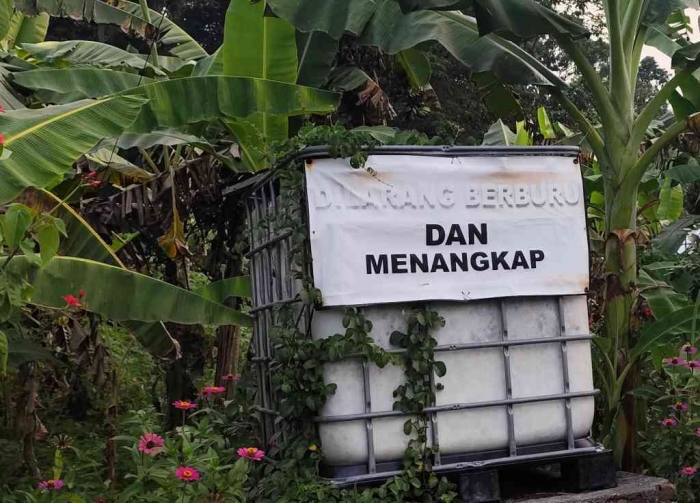 Rambu larangan berburu hewan liar di Guwosari (dokumen pribadi)