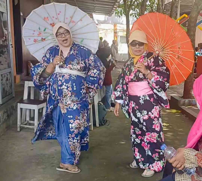 Nah, pangling kan?(Dokumentasi pribadi: Isti Yogiswandani)