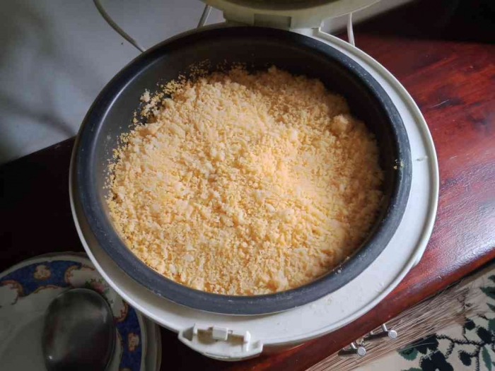 Empog matang siap santap menunggu sayur dan lauk. (Dokumen pribadi)