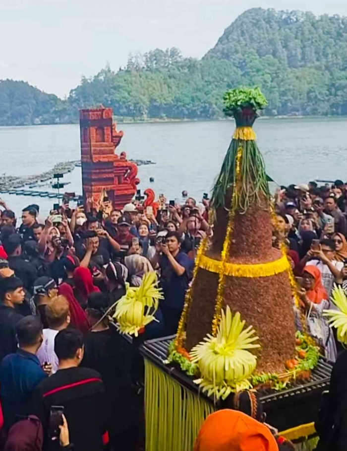 Buceng agung siap dilarung(Tangkapan layar video pemkab Ponorogo)